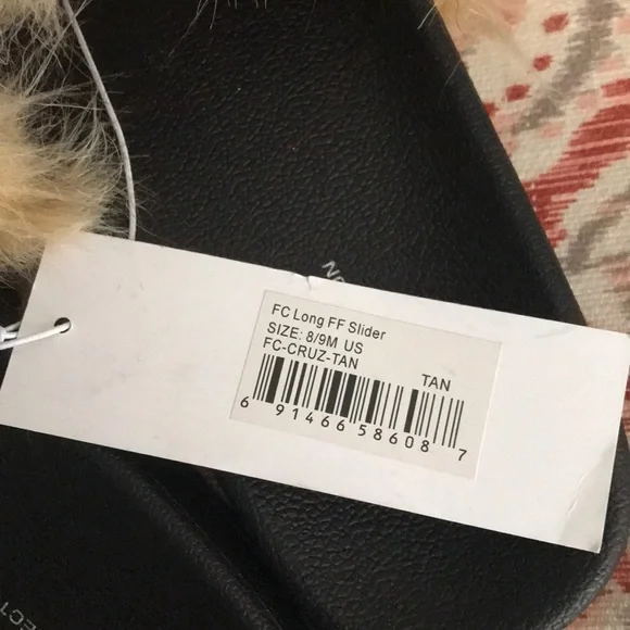 French Connection Faux Fur Slippers - Size 8 & 9 - Picture 10 of 10